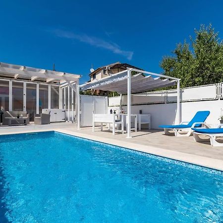 Gridolina Apartment Pula Ngoại thất bức ảnh