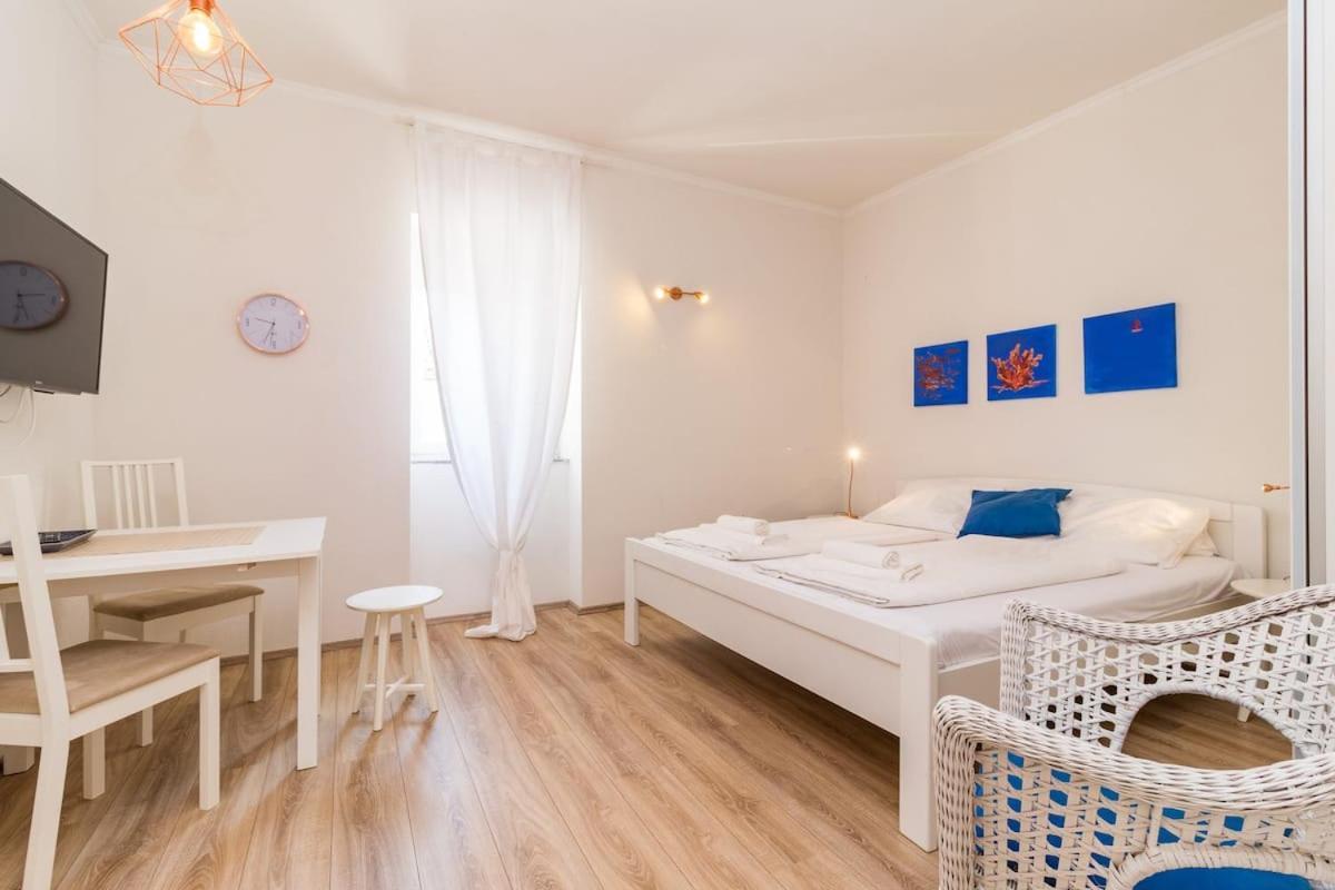 Gridolina Apartment Pula Ngoại thất bức ảnh