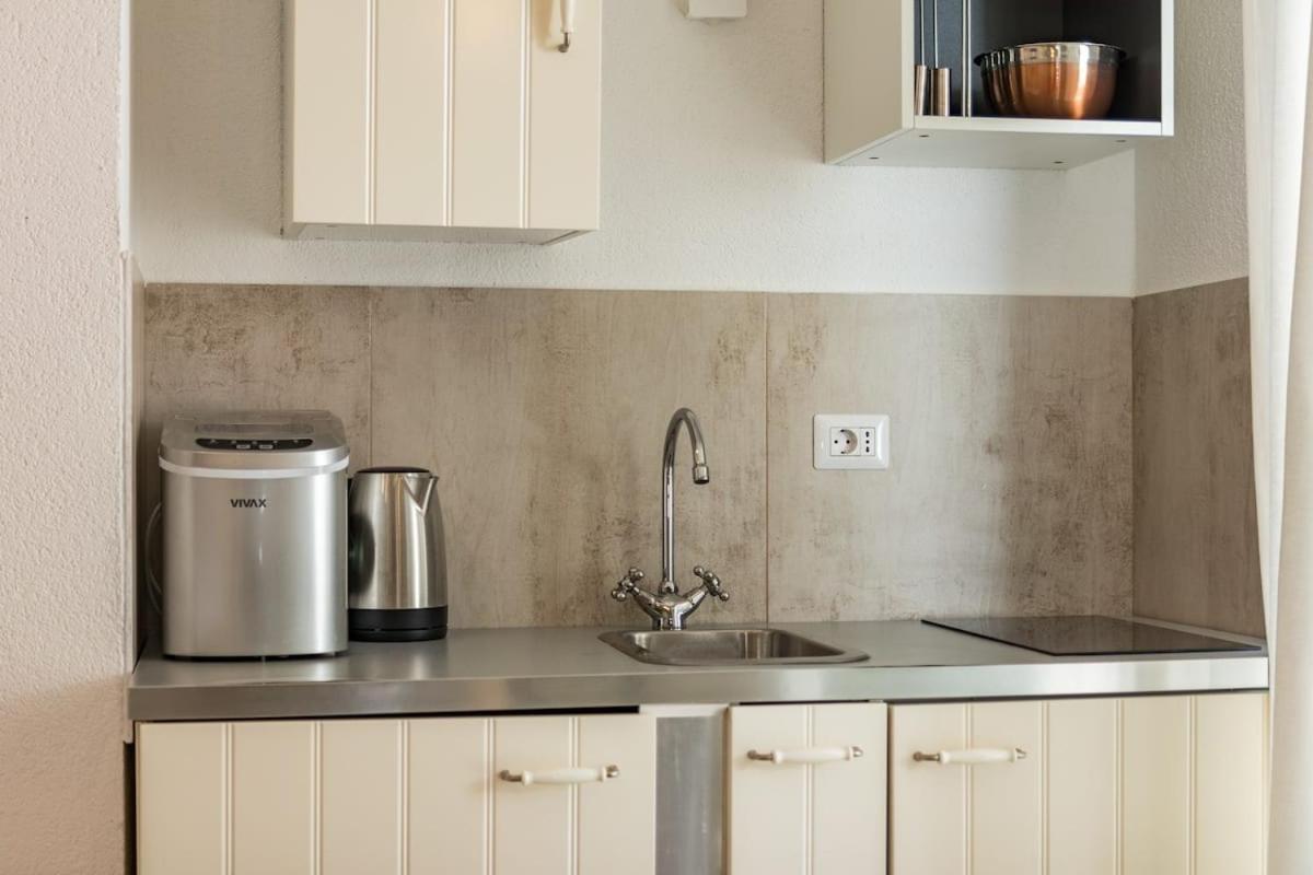 Gridolina Apartment Pula Ngoại thất bức ảnh