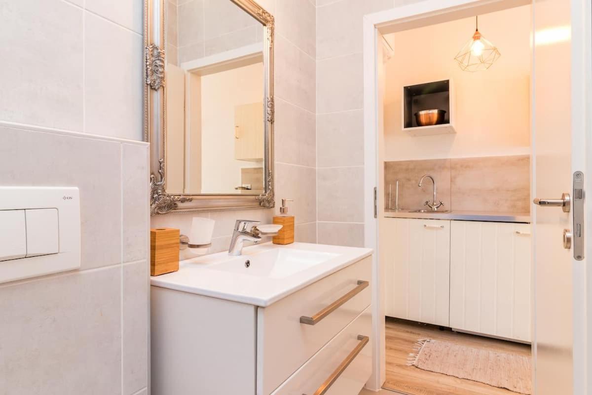 Gridolina Apartment Pula Ngoại thất bức ảnh