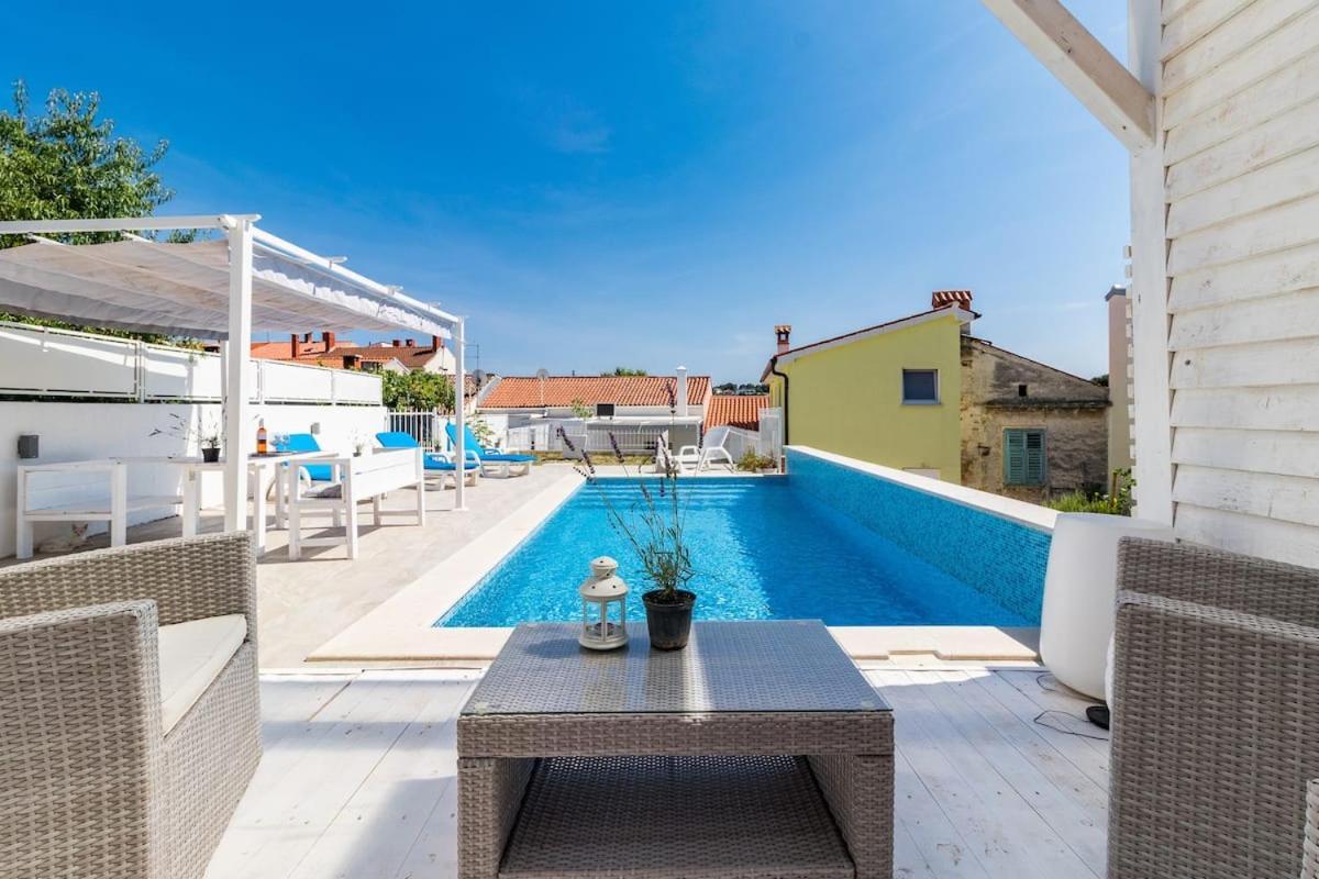 Gridolina Apartment Pula Ngoại thất bức ảnh